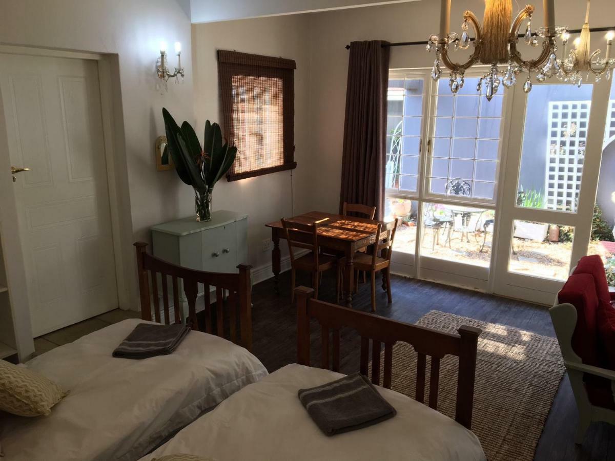 Apartment From Home, Waverley B&b,